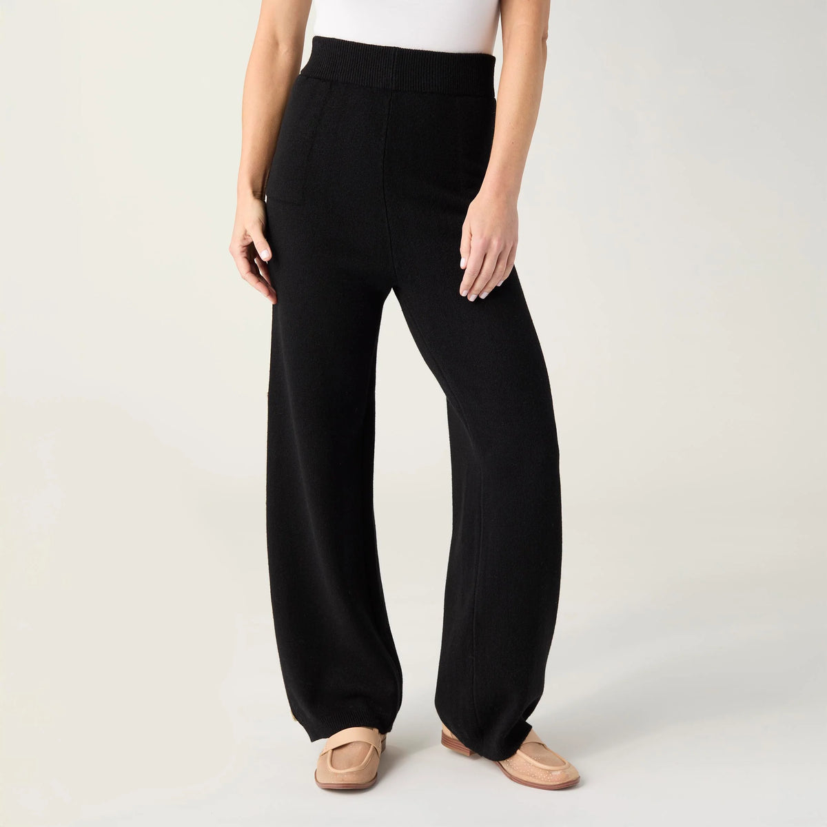 Heavenly-Luxe Button Detail Pant